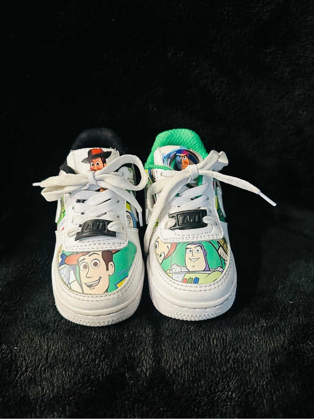 Kids' Cartoon Graphic White and Green Sneakers
